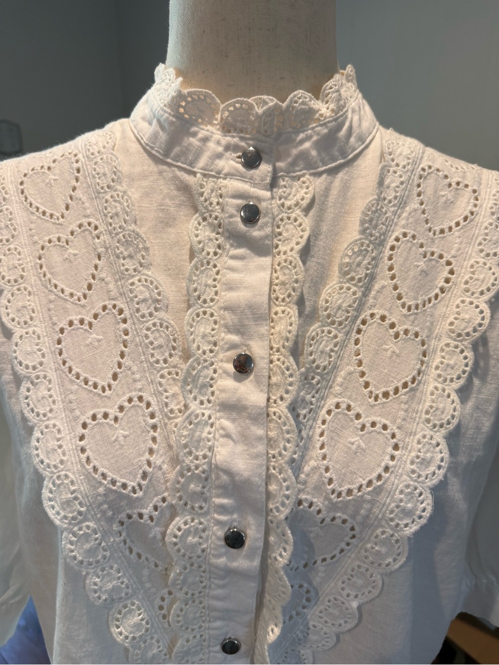 Topshop White Heart & Ruffle Detailed Button Front Top Size 8 - Picture 3 of 8